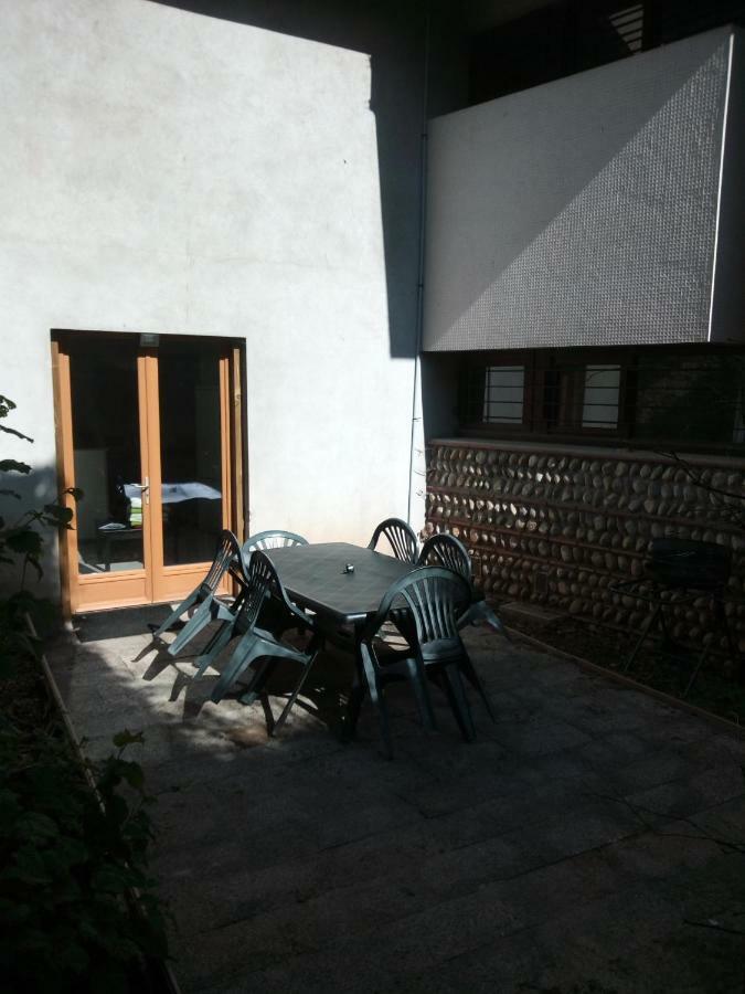 Apartament Maison D'Architecte Au Bord De L'Eau Pont-dʼAin Zewnętrze zdjęcie